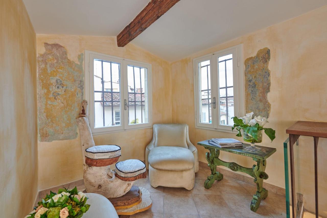 Leoni Appartement Florence